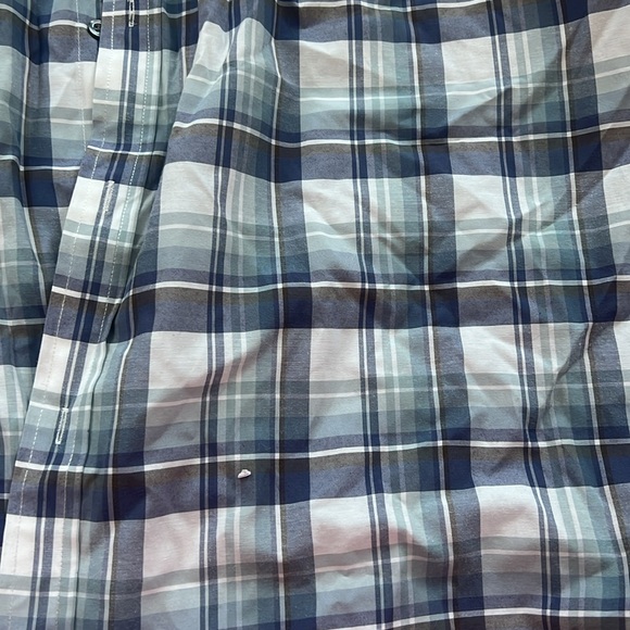 Men’s Button Up - Picture 2 of 3